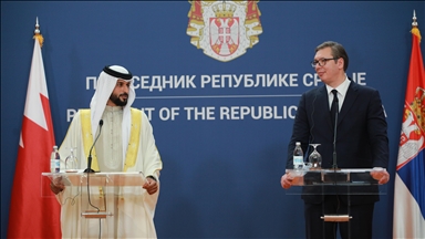 Vučić razgovorao kraljem Bahreina: Srbija podržava smirivanje tenzija na Bliskom istoku