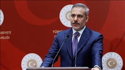 Wezîrê Karên Derva Hakan Fidan: "Li Îranê pêldaneke ku encama 'guherîna rejimê' jê derkeve, vê gavê naxuyê"
