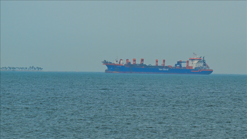 Trump ordena a la DFC proporcionar “seguros y garantías a todo el comercio marítimo que transita por el golfo” Pérsico