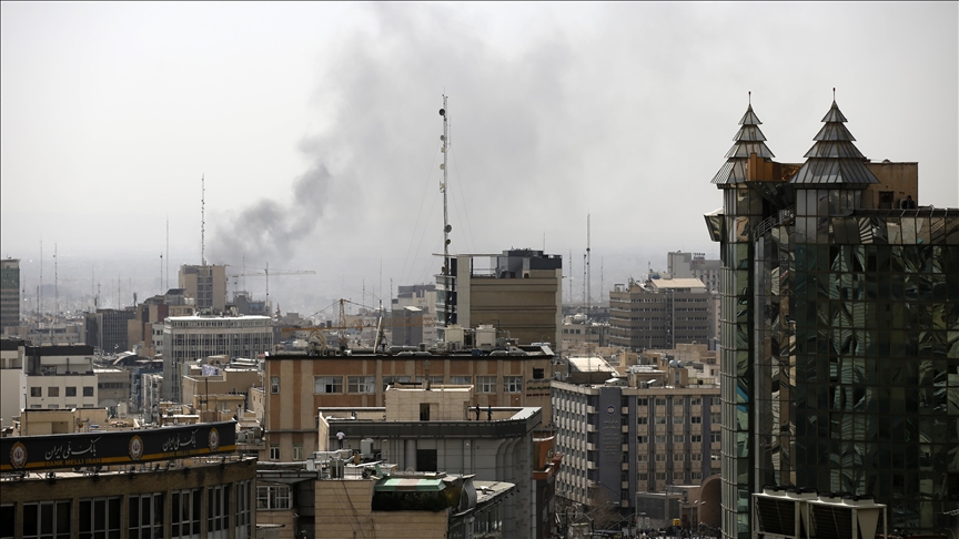 بمباران مناطق مختلف در تهران کماکان ادامه دارد