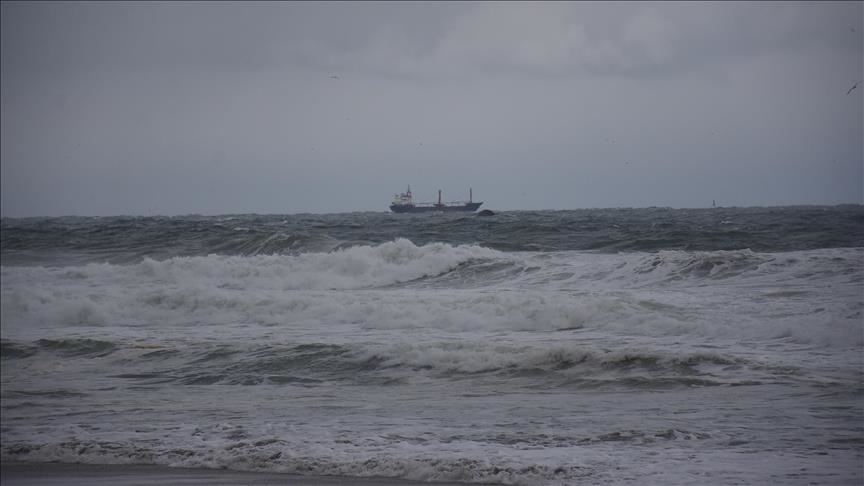 Минтранс РФ: российский газовоз атакован в Средиземном море