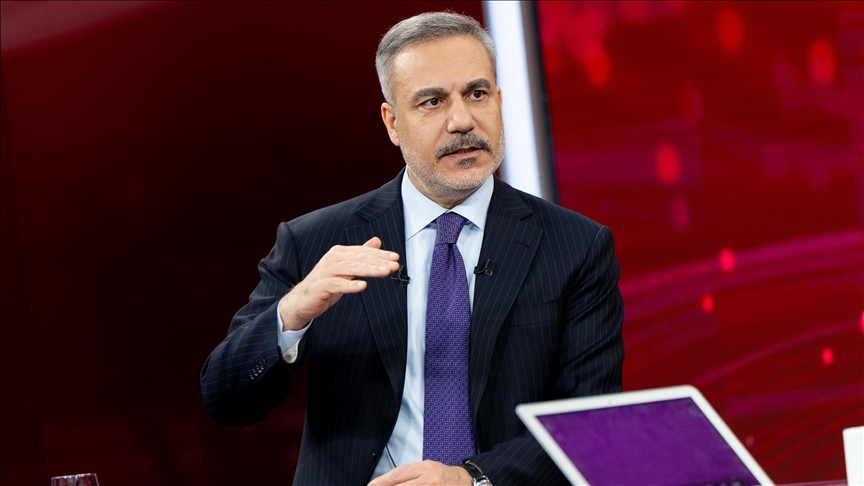 Türkiye's foreign minister discusses regional security with counterparts