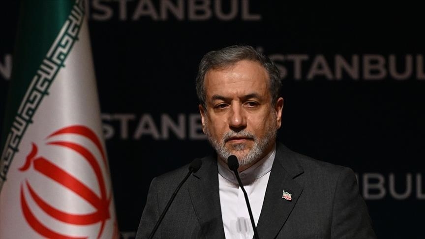 Глава МИД Ирана обвинил президента США в «предательстве дипломатии» и американцев»