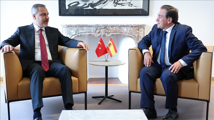 Dışişleri Bakanı Fidan, İspanyol mevkidaşı Albares ile telefonda konuştu