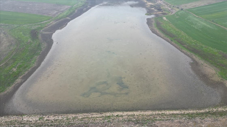 Tekirdağ'da kuruyan gölet yağışlarla yeniden doluyor