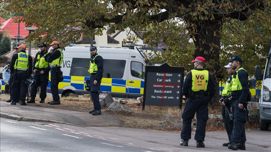 London police arrest 3 men on suspicion of spying for China