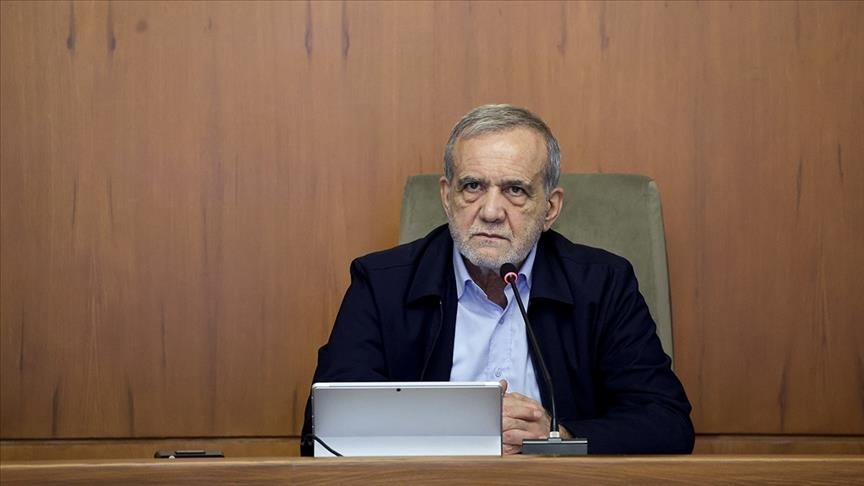 Pezeşkiyan: "Em rêzê ji serweriya cîranên xwe ra digirin"