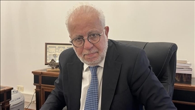 وزير العدل اللبناني يشدد على توقيف أي شخص يحمل سلاحا غير مرخص