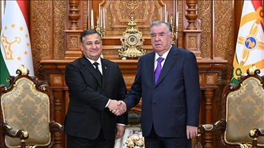 Президент Таджикистана заявил о позитивной динамике сотрудничества с Туркменистаном