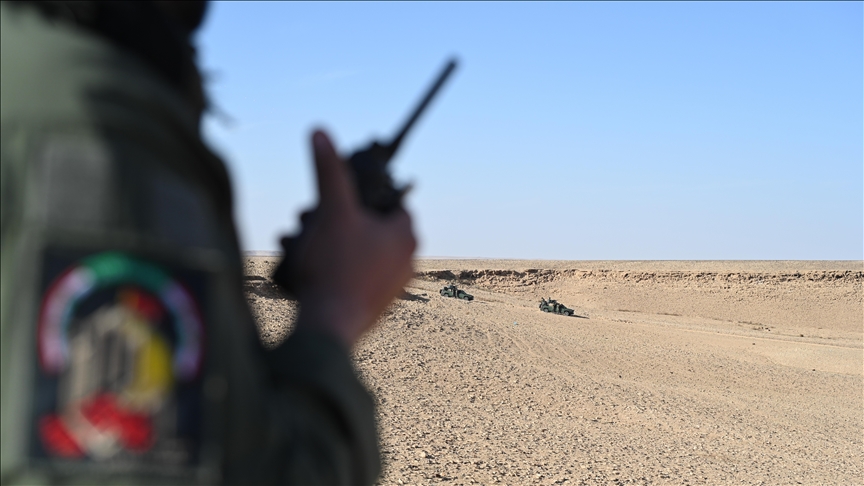 الجيش العراقي يحقق بشأن إنزال جوي "غامض" وسط البلاد