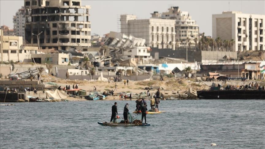 غزة.. إصابة صياد فلسطيني برصاص الزوارق الحربية الإسرائيلية