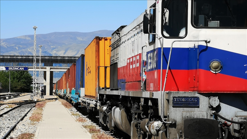 Türkiye’s land, rail routes gain edge as Middle East tensions choke global sea lanes