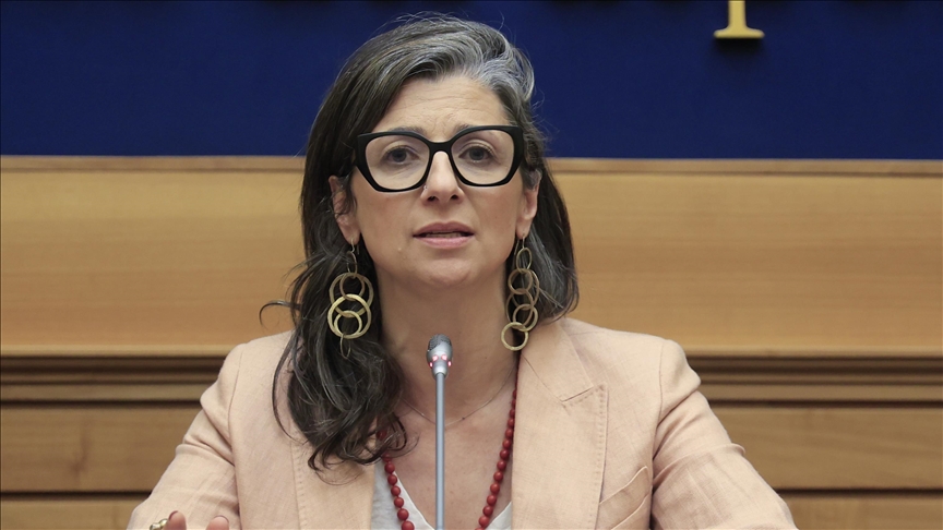 L’Association JURDI saisit la justice au sujet de déclarations attribuées à Francesca Albanese