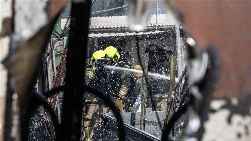 سقوط شظايا صواريخ في كريات شمونة وطبرية شمالي إسرائيل