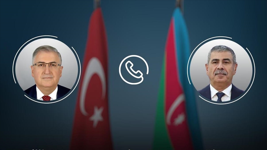 Министры обороны Турции и Азербайджана обменялись мнениями по вопросам региональной обороны и безопасности
