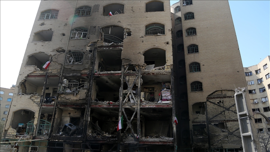 Téhéran subit des destructions croissantes sous la campagne aérienne américano-israélienne