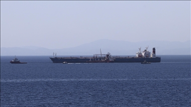 إعلام سعودي: أرامكو  تبدأ تحويل شحنات النفط إلى ينبع على البحر الأحمر 