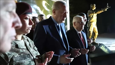 15 Temmuz şehidi Ömer Halisdemir'in kızı babası gibi "bordo bereli" oldu