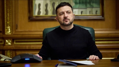 Зеленский: трехсторонние переговоры возобновятся, как только позволит политический контекст