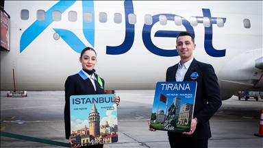 AJet'in Tiran seferleri başladı