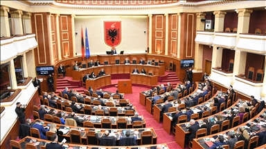 Skupština Albanije odobrila promjene u vladi, nova ministarska imena