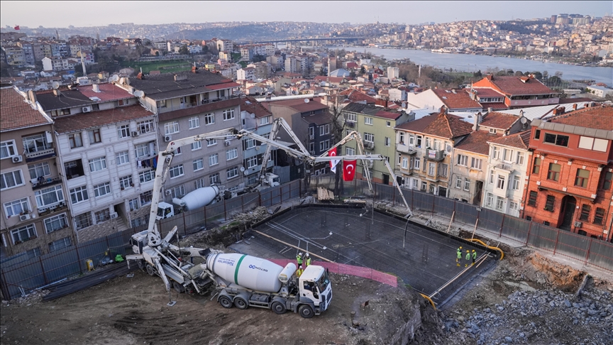 İstanbul Recep Tayyip Erdoğan Anadolu İmam Hatip Lisesi Öğrenci Yurdu'nun temeli atıldı