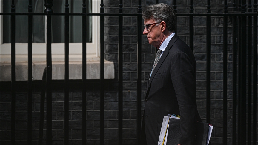 Ex-British Cabinet secretary Mandelson has bail conditions dropped but remains under investigation