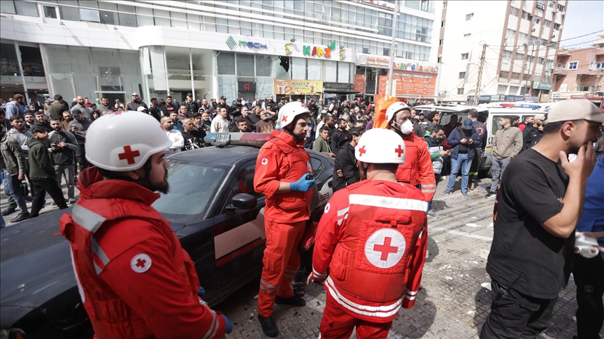 لبنان.. مقتل 5 أشخاص بغارة إسرائيلية على صيدا 