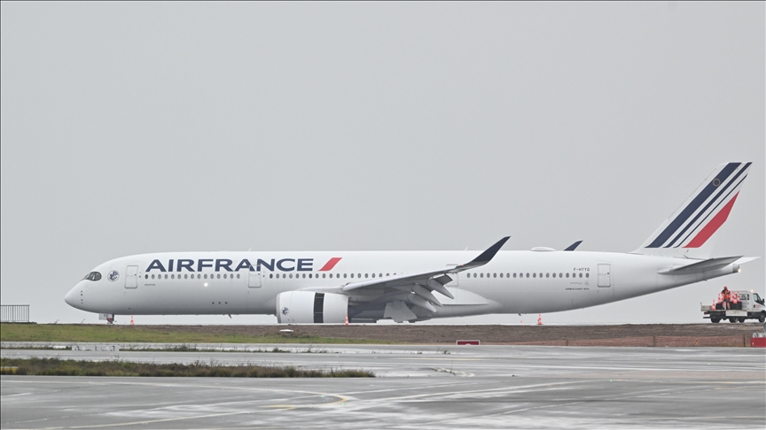 Un avion Air France affrété pour rapatrier des Français depuis Dubaï fait demi-tour en raison de « tirs de missiles » 