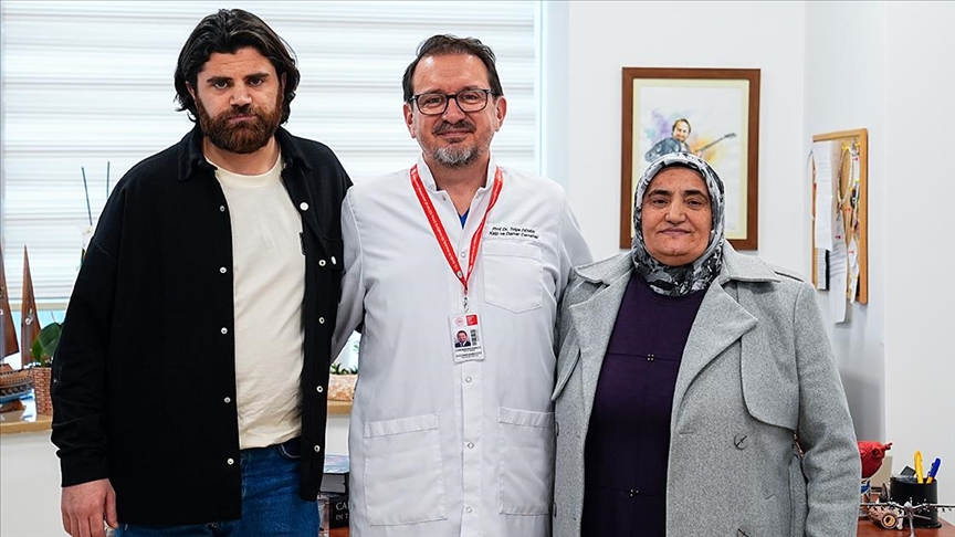 27 yaşındaki hasta hayati riskli aort yırtılmasından ameliyatla kurtuldu