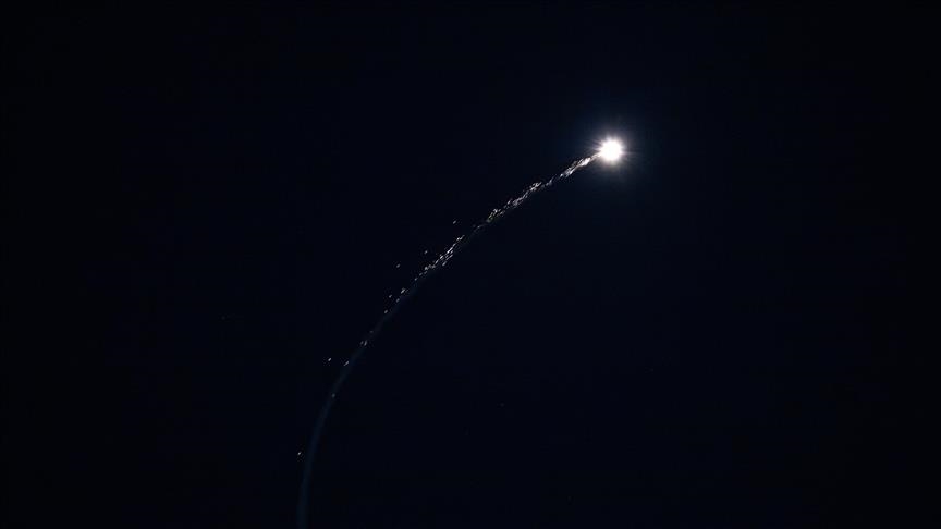Emiratet e Bashkuara Arabe kapin 9 raketa balistike dhe 109 dronë mes tensioneve në rritje