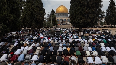 İsrail, Filistinlilerin Mescid-i Aksa'da cuma namazı kılmasına izin vermeyecek