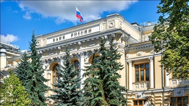 Банк России сохранил еще на полгода ограничения на снятие наличной иностранной валюты