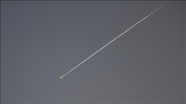 Saudi Arabia intercepts cruise missile in center of country