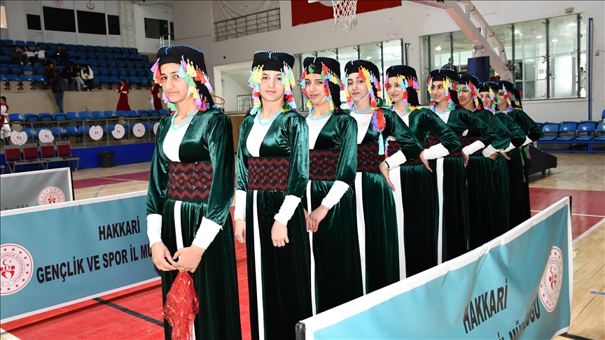 Li Hekariyê pêşbaziya govendê hat lidarxistin