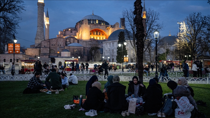 Ramazan ayının iki kez başlayacağı 2030'da 36 gün oruç tutulacak
