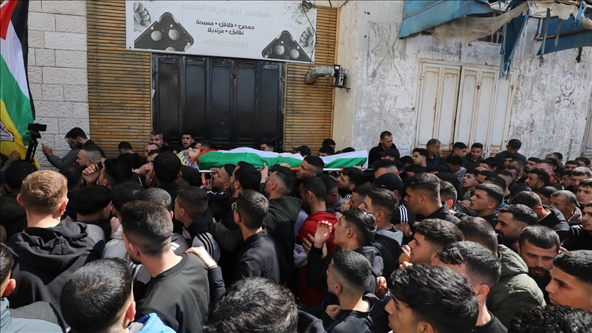 Palestinian man killed, brother critically wounded by illegal Israeli settlers in West Bank