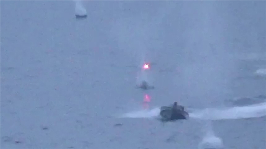 Ukrayna'dan, Rusya'nın Karadeniz filosuna ait iki fırkateyne hasar verildiği iddiası