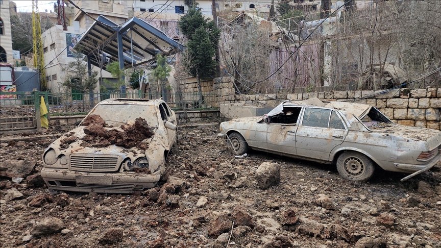 В результате авиаударов израильской армии в Ливане погибли еще 13 человек