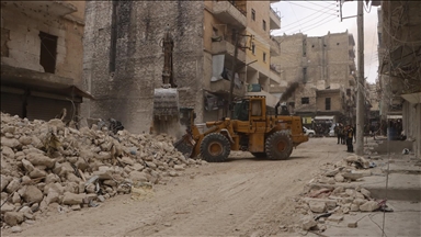 سوريا.. مصرع 8 أشخاص بانهيار مبنى سكني في حي الأشرفية بمدينة حلب