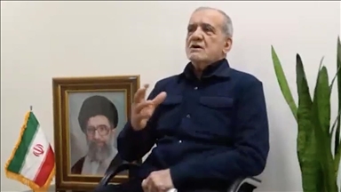 İran Cumhurbaşkanı Pezeşkiyan’dan bölge ülkelerine yönelik füze saldırısı konusunda yeni açıklama