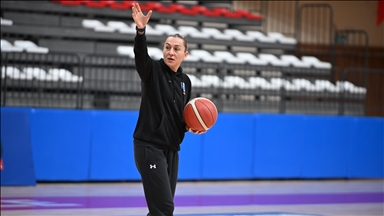 Başantrenör Tuğçe Canbaz'ın "koçluk" mücadelesi