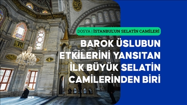 Barok üslubun Osmanlı'daki ilk büyük temsilcisi Nuruosmaniye Camisi