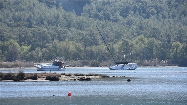 Marmaris'te deniz suyu yaklaşık 5 metre çekildi