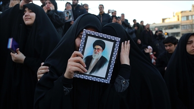 Les restrictions liées à la mort de Khamenei en Iran ont été levées au Cachemire