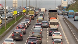 Standart dışı plaka denetimleri 1 Nisan'a kadar rehberlik amacıyla yapılacak