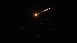 امارات: سامانه‌های دفاع هوایی درحال رهگیری موشک‌ها و پهپادهای ایرانی هستند