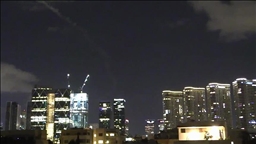 إعلام عبري: صاروخ إيراني برأس انشطاري يستهدف وسط إسرائيل