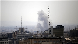 İran'ın başkenti Tahran'da çok sayıda yeni patlama meydana geldi