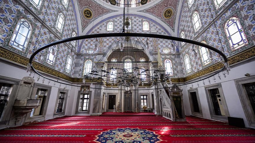 مسجد السليمية الكبير بإسطنبول.. رؤية عمرانية وحنين لعصر الفتوحات 